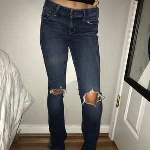 hollister dark wash jeans